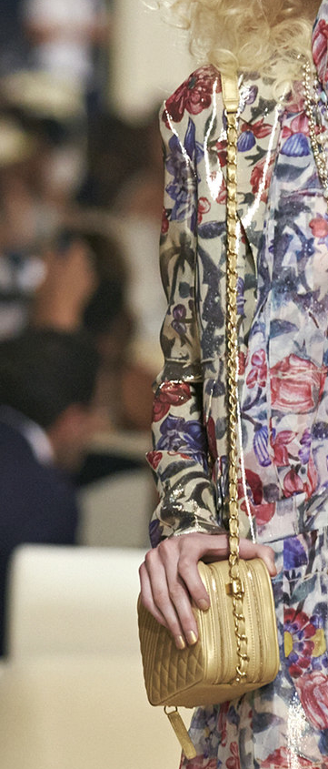 Chanel Dubai fashion show -The handbag brigade